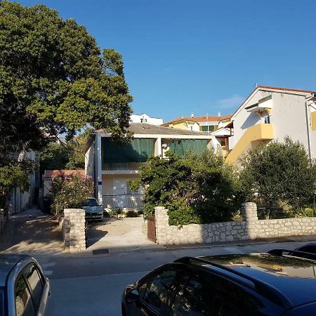 Apartamento Apartman Vesna Pag Pag Town Exterior foto