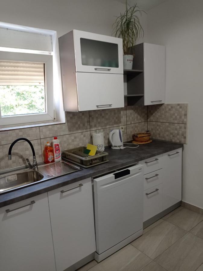 Apartamento Apartman Vesna Pag Pag Town Exterior foto